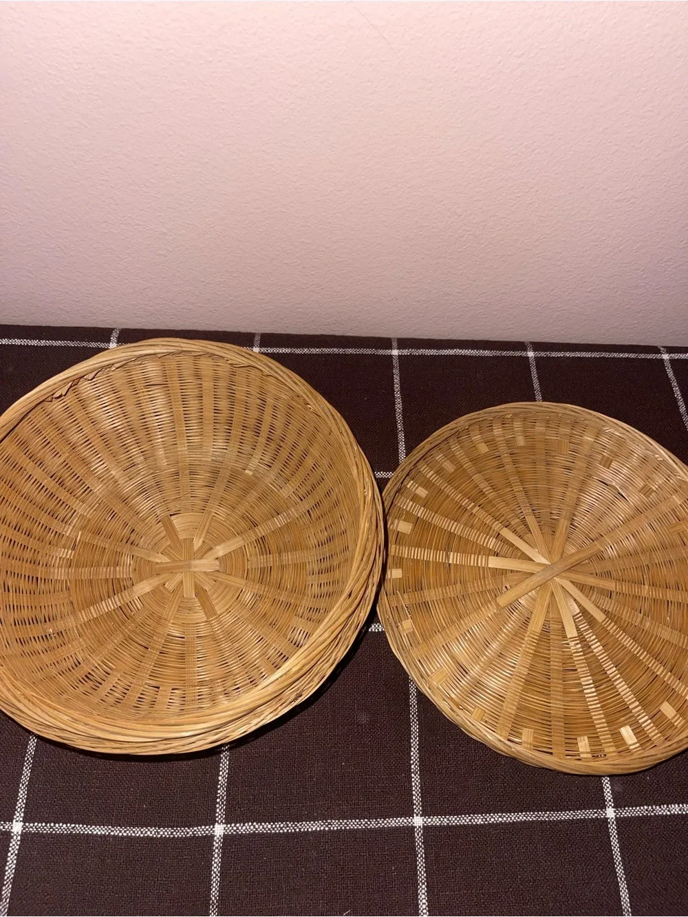Handwoven Natural Wicker Storage Basket with Lid